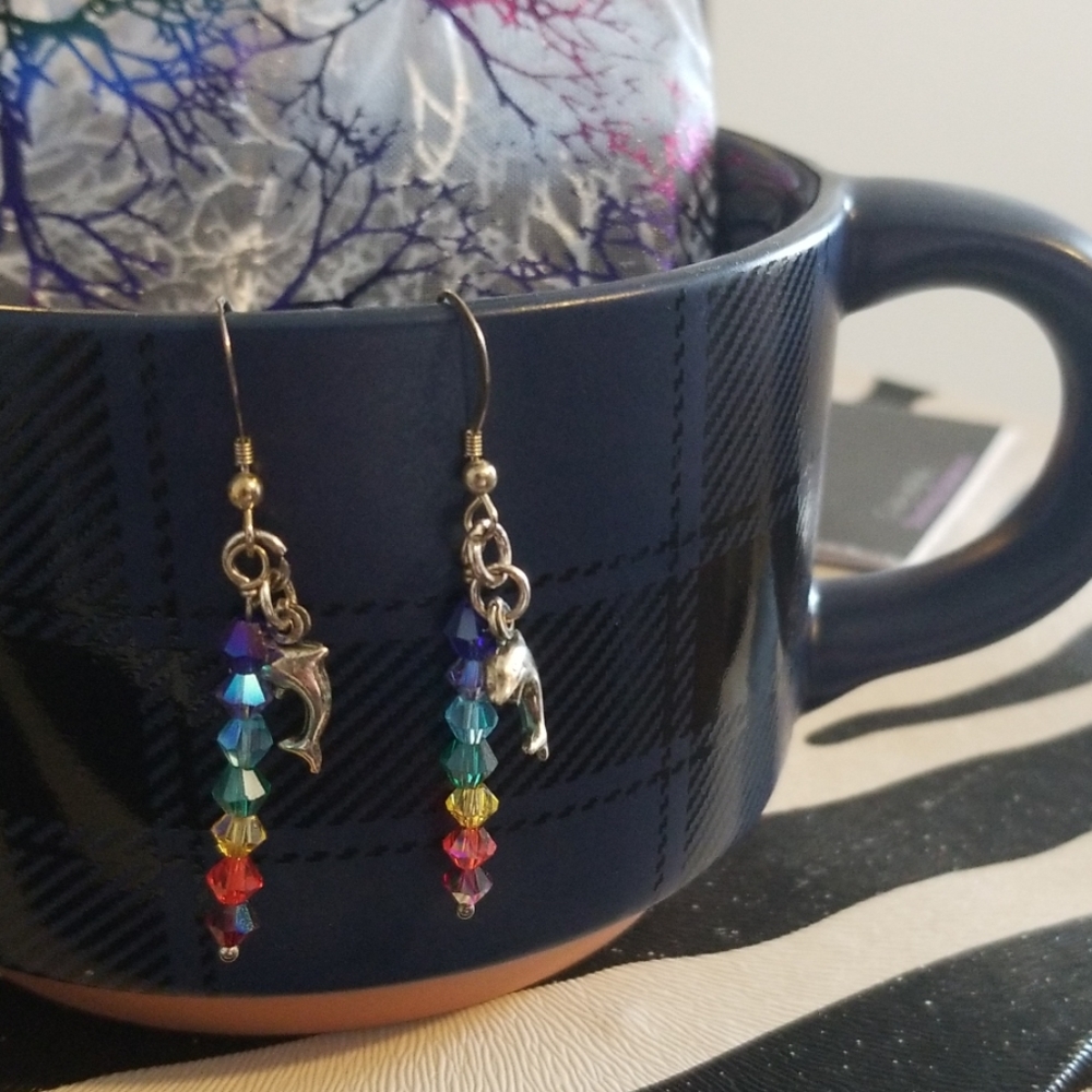 Rainbow crystal bead earring dolphin SS hook